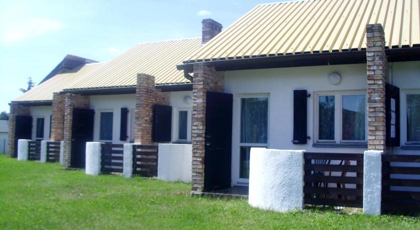 Vila Osrodek Domino Dźwirzyno Exteriér fotografie